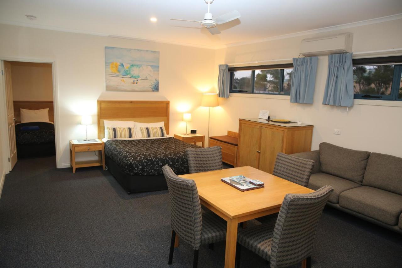 Motel On A'Beckett Inverloch Buitenkant foto